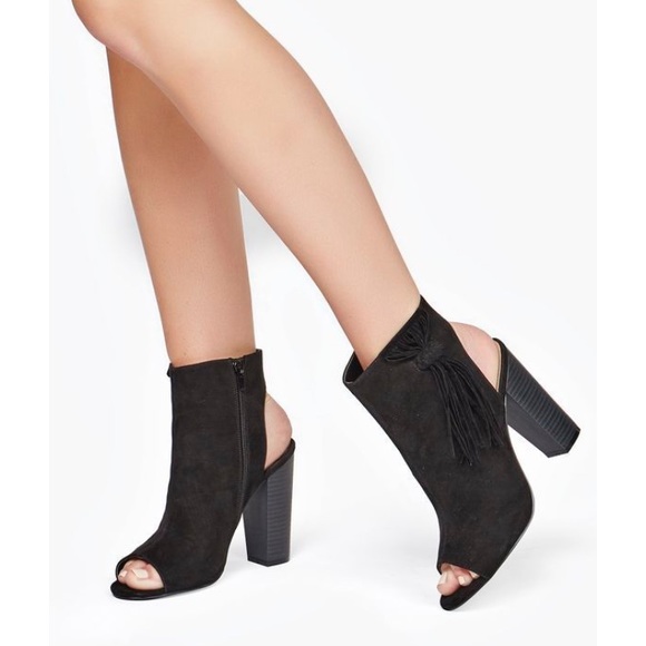 JustFab Shoes - 🖤OPEN TOE ANKLE BOOTIES🖤